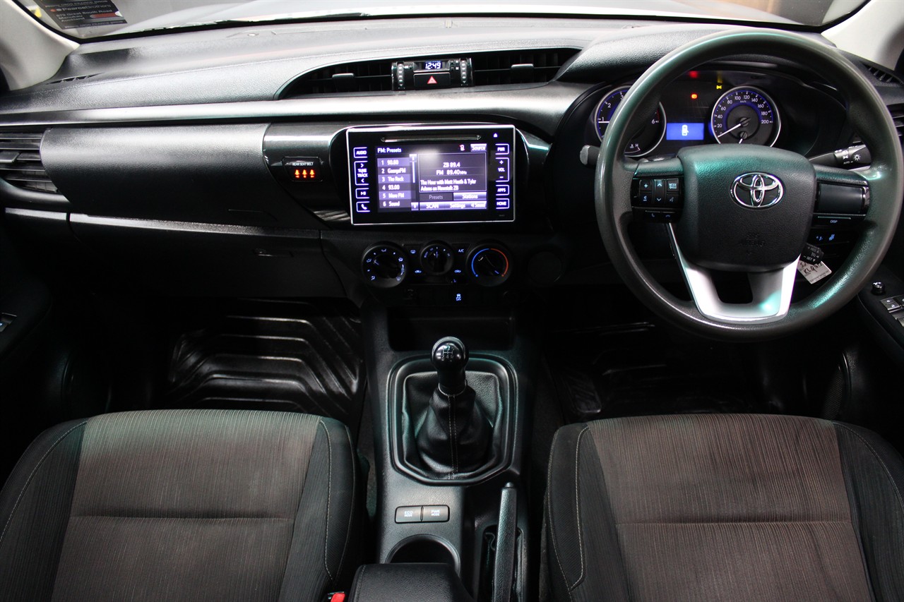 2017 Toyota Hilux