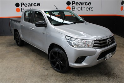 2017 Toyota Hilux - Thumbnail
