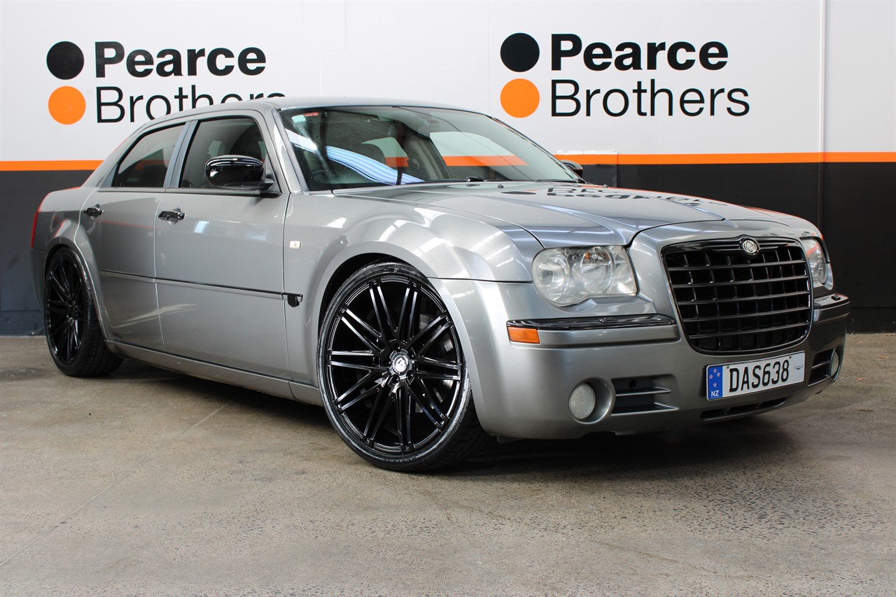 2005 Chrysler 300C