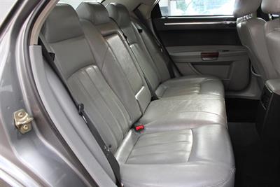 2005 Chrysler 300C - Thumbnail