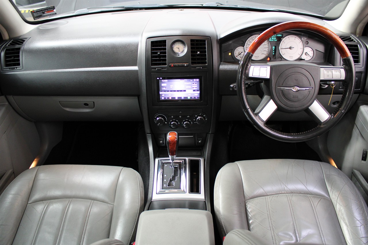 2005 Chrysler 300C