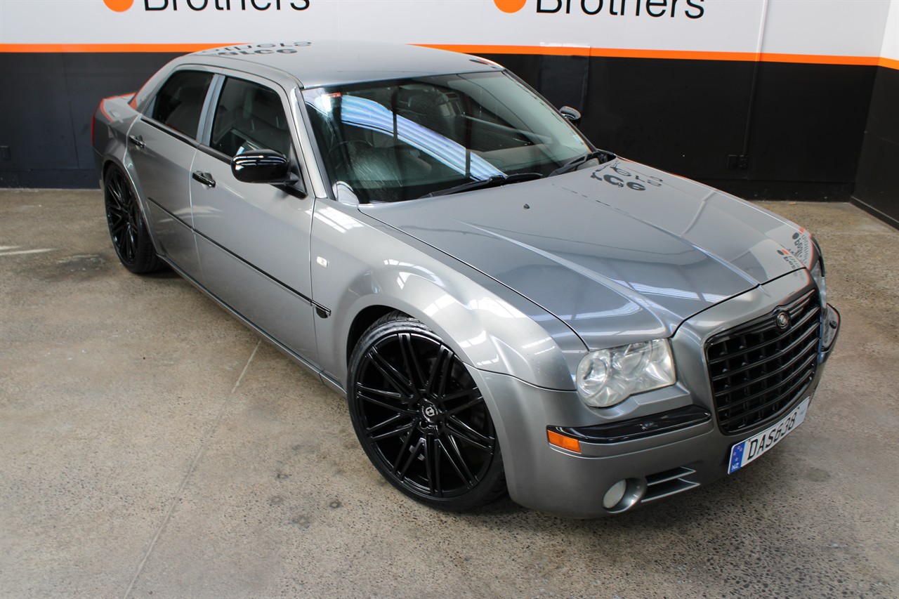2005 Chrysler 300C