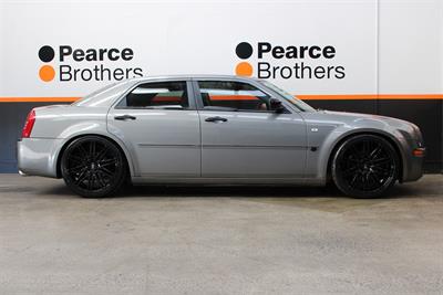 2005 Chrysler 300C - Thumbnail