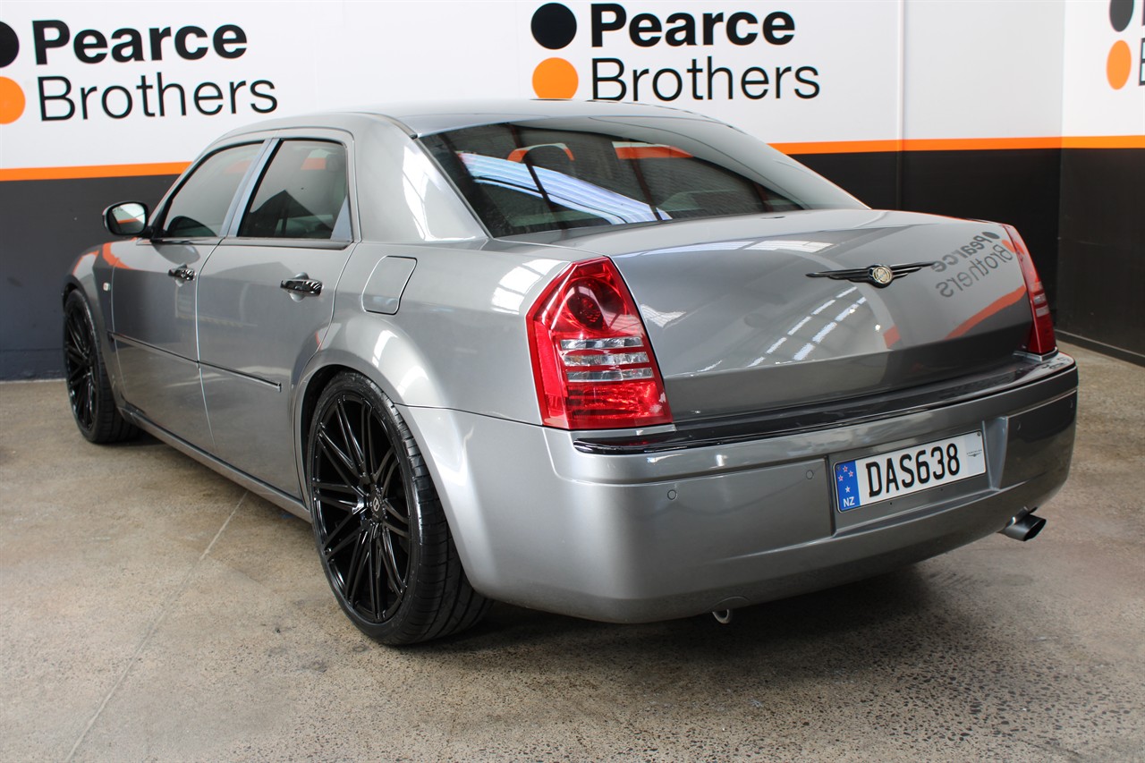 2005 Chrysler 300C