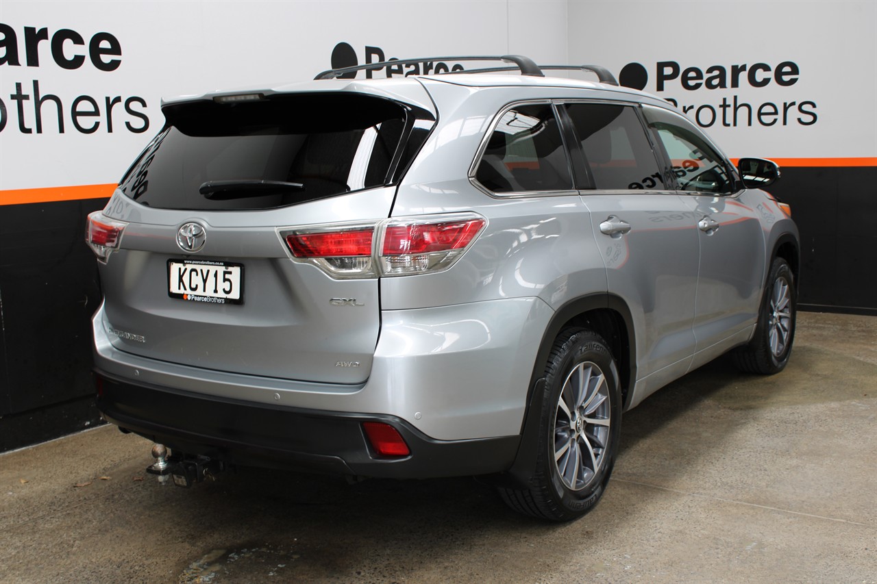 2016 Toyota HIGHLANDER