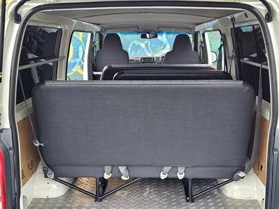 2014 Toyota Hiace - Thumbnail