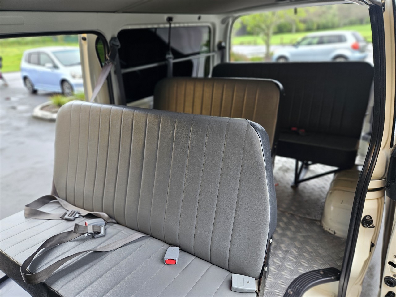2014 Toyota Hiace