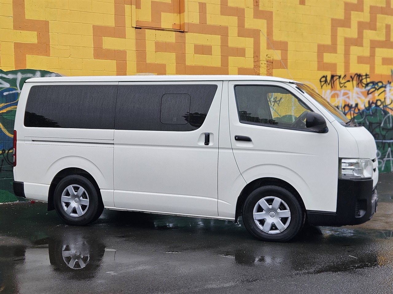 2014 Toyota Hiace