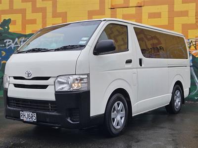 2014 Toyota Hiace - Thumbnail