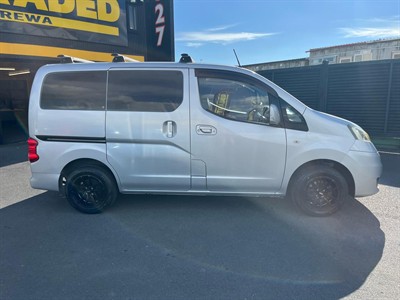 2014 Nissan NV200 - Thumbnail