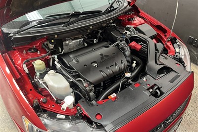 2016 Mitsubishi Lancer - Thumbnail