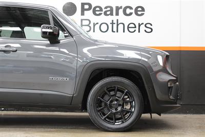 2023 Jeep Renegade - Thumbnail