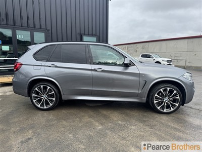 2018 BMW X5 - Thumbnail