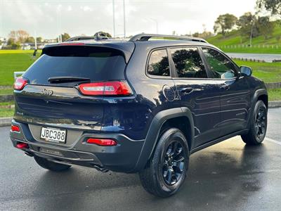 2015 Jeep Cherokee - Thumbnail