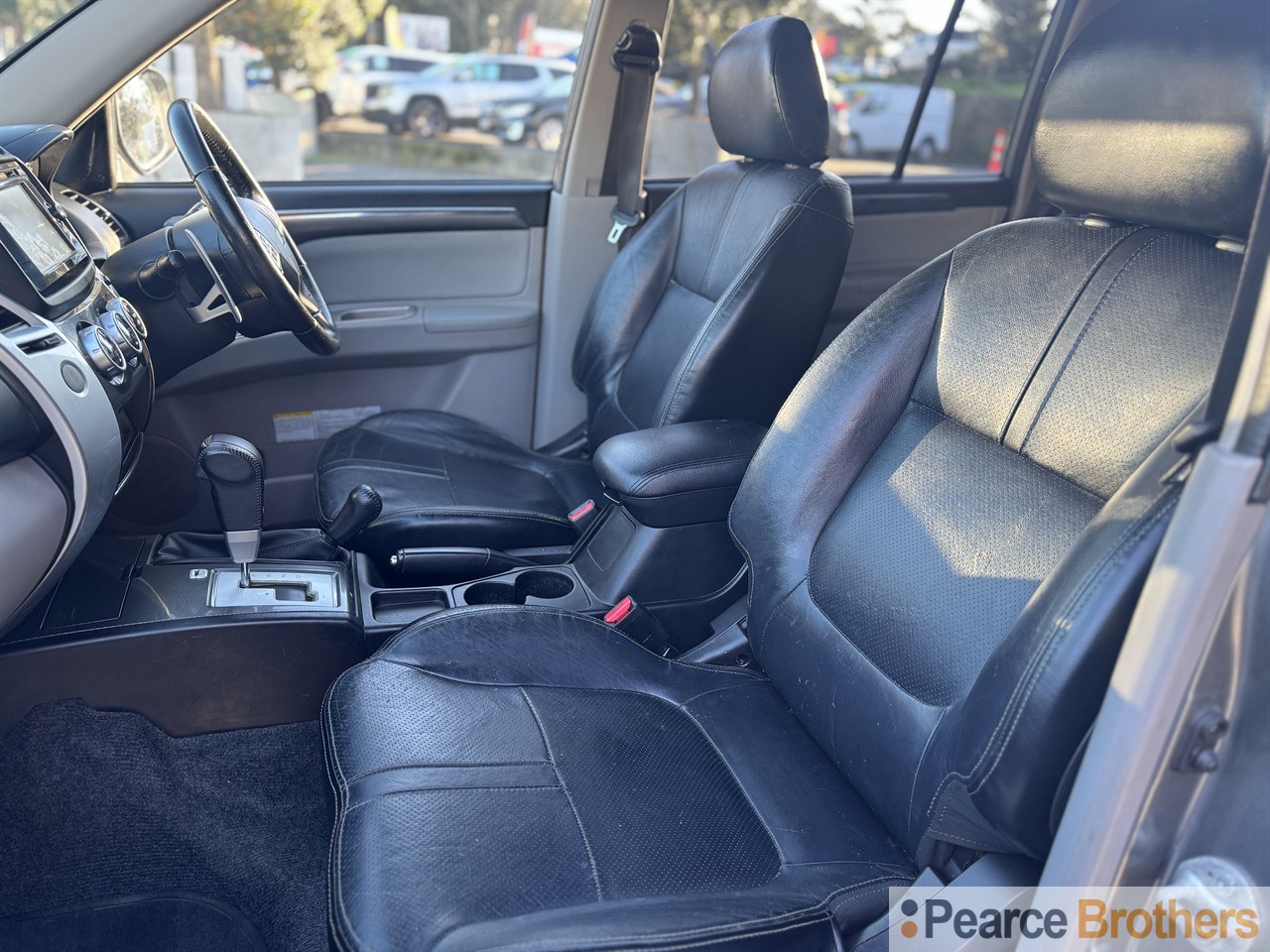2015 Mitsubishi Challenger