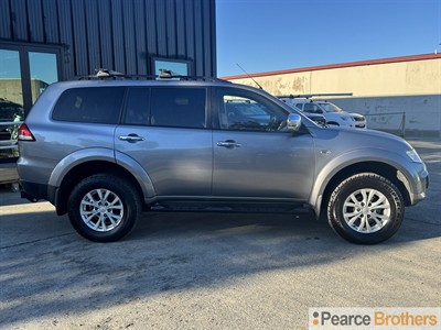 2015 Mitsubishi Challenger - Thumbnail