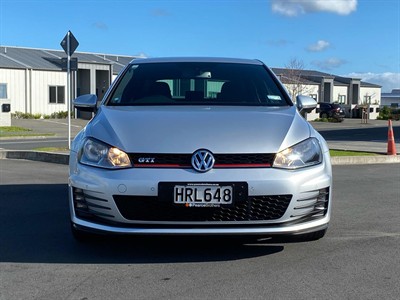 2014 Volkswagen Golf - Thumbnail