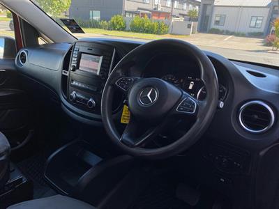 2017 Mercedes-Benz Vito - Thumbnail