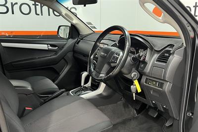 2016 Isuzu D-Max - Thumbnail