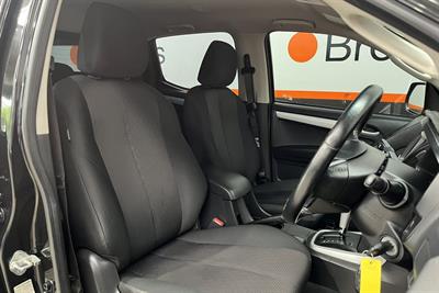 2016 Isuzu D-Max - Thumbnail