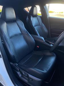 2020 Toyota C-HR - Thumbnail