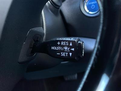 2020 Toyota C-HR - Thumbnail