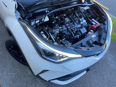 2020 Toyota C-HR - Thumbnail