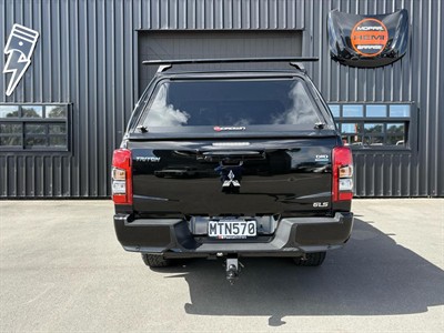 2020 Mitsubishi Triton - Thumbnail