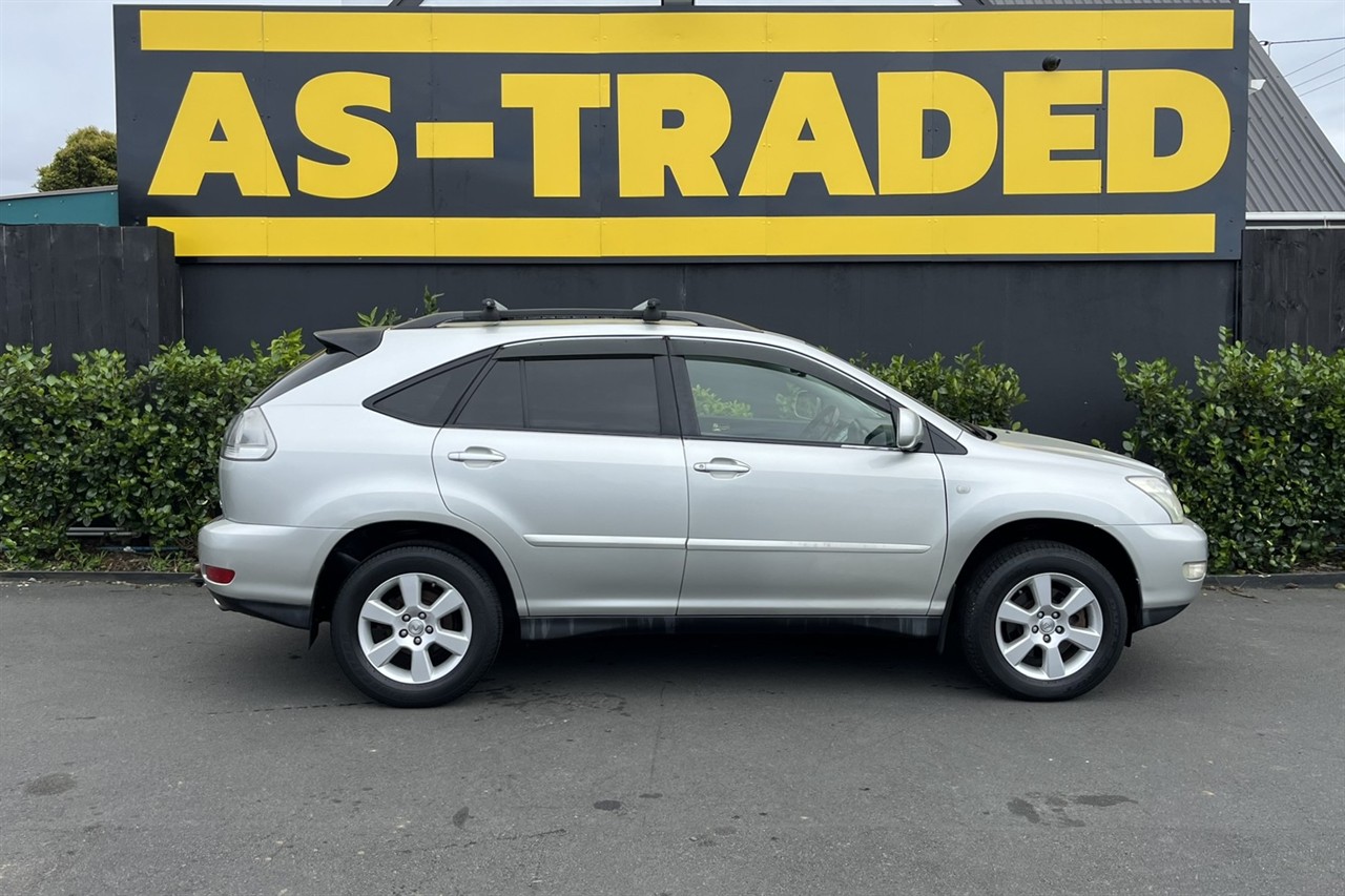 2004 Lexus RX330