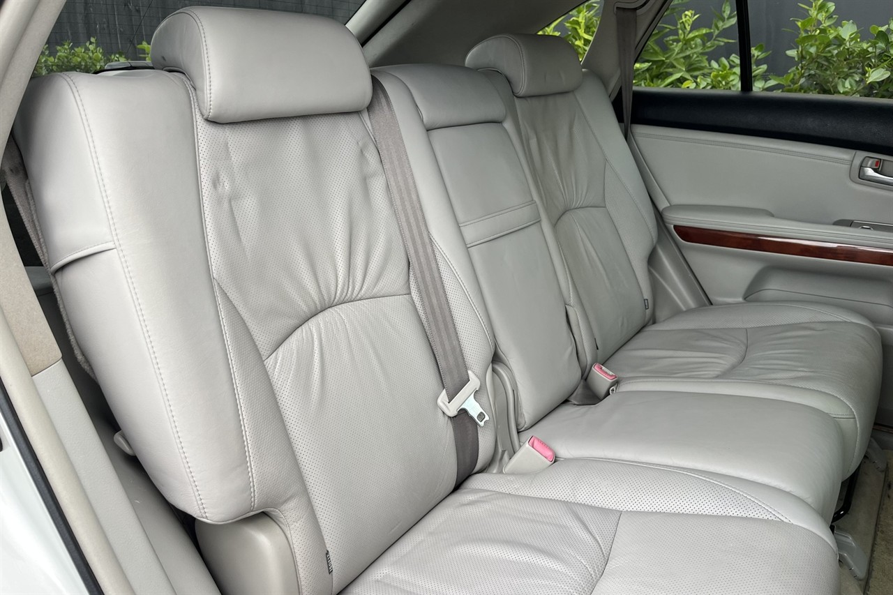 2004 Lexus RX330