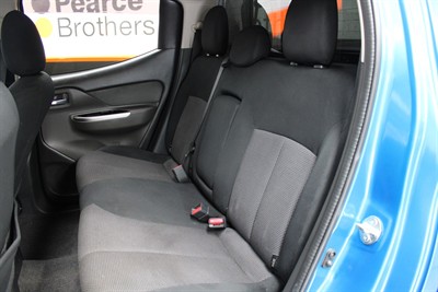 2017 Mitsubishi Triton - Thumbnail