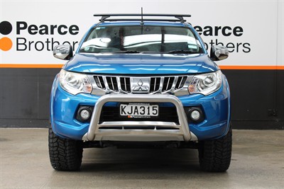 2017 Mitsubishi Triton - Thumbnail
