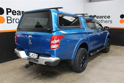2017 Mitsubishi Triton - Thumbnail