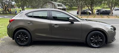 2016 Mazda 3 - Thumbnail