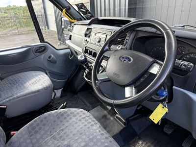 2013 Ford transit - Thumbnail