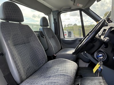 2013 Ford transit - Thumbnail