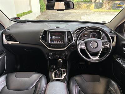 2017 Jeep Cherokee - Thumbnail