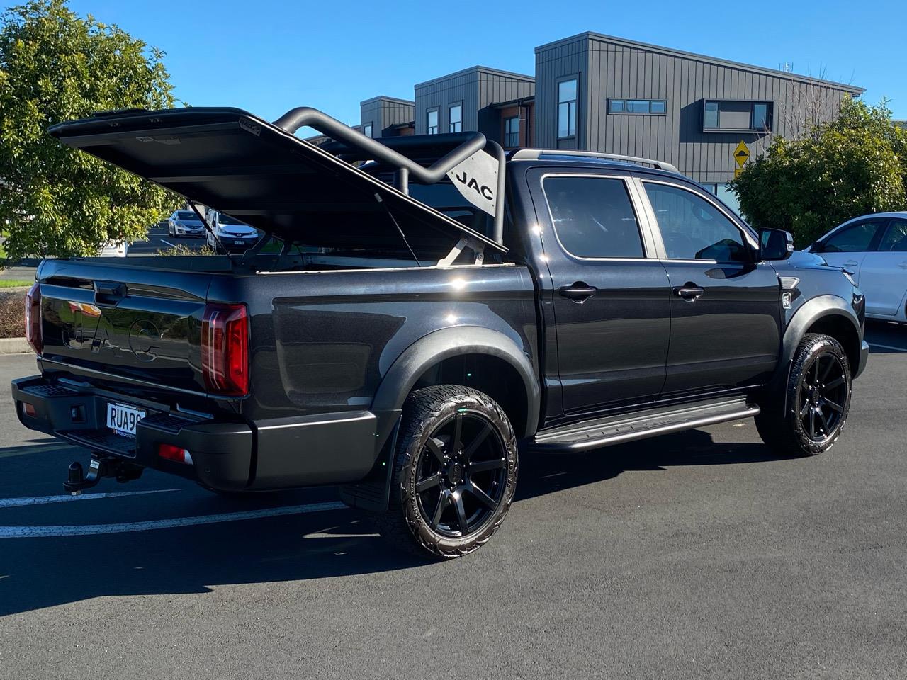 2025 JAC T9