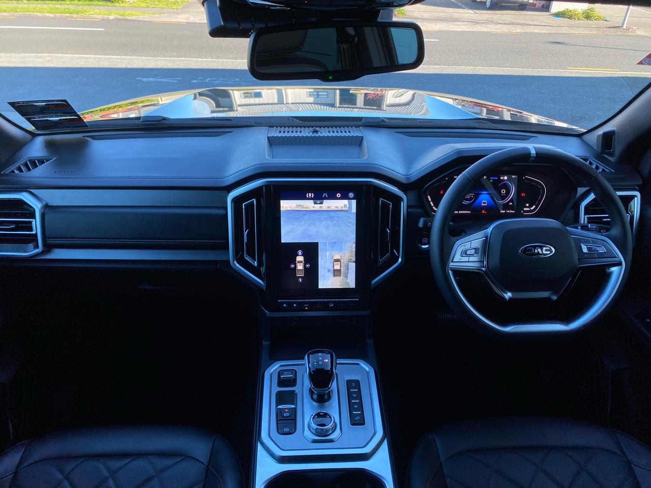 2025 JAC T9