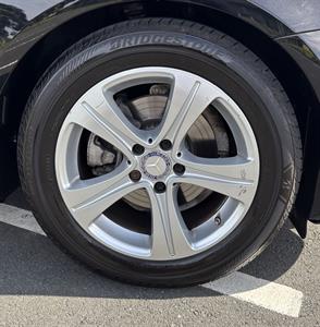 2016 Mercedes-Benz E 220 - Thumbnail