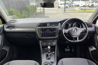 2018 Volkswagen TIGUAN - Thumbnail