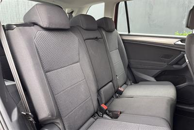 2018 Volkswagen TIGUAN - Thumbnail