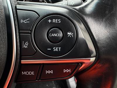 2018 Toyota Camry - Thumbnail