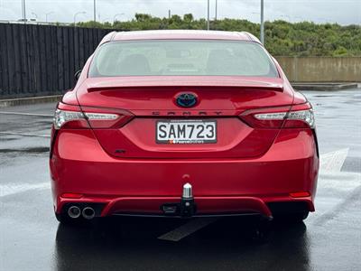 2018 Toyota Camry - Thumbnail