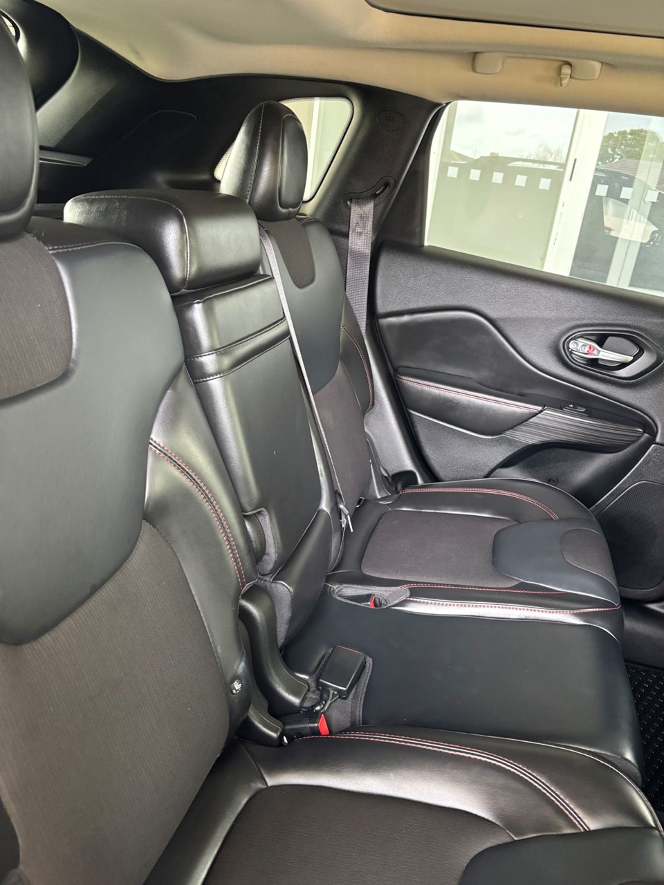 2017 Jeep Cherokee