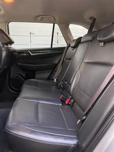 2015 Subaru Outback - Thumbnail