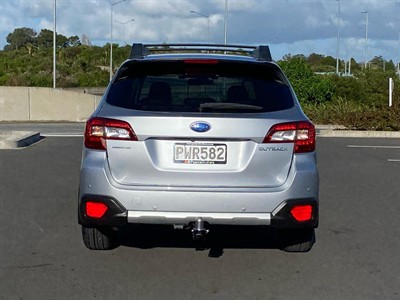 2015 Subaru Outback - Thumbnail