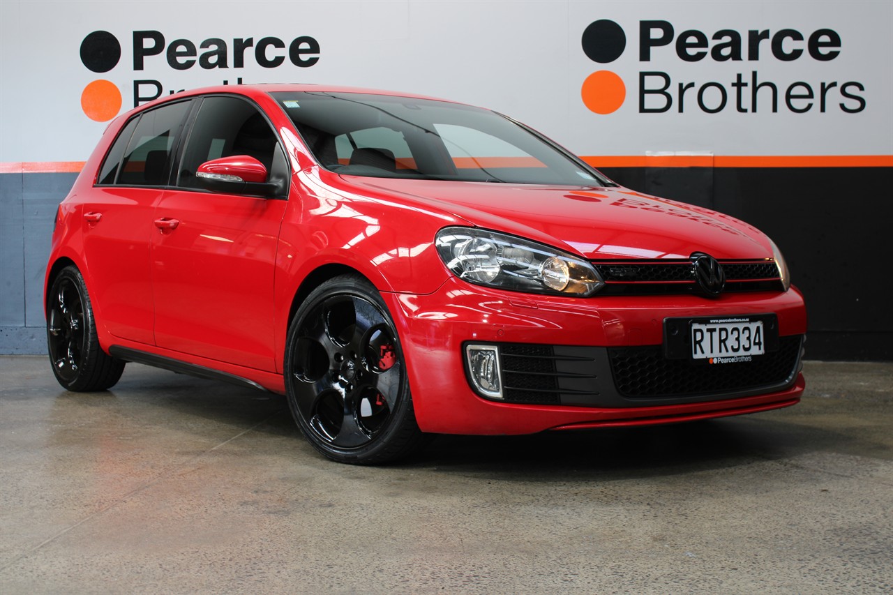 2010 Volkswagen GOLF