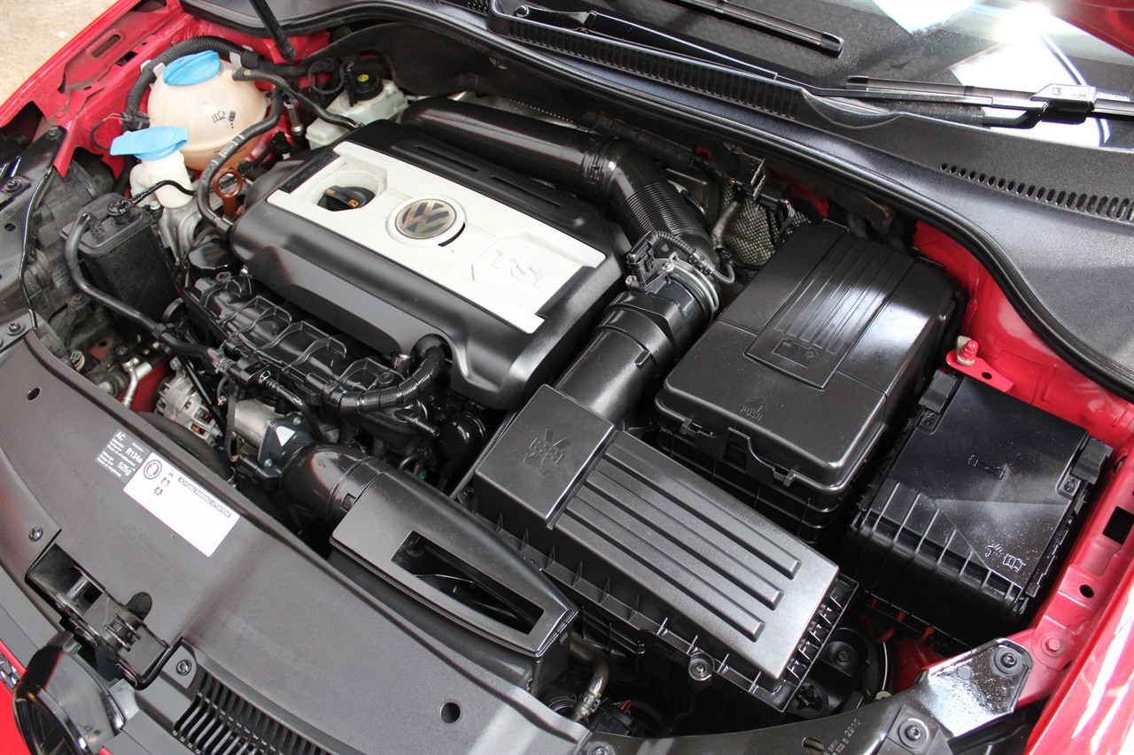 2010 Volkswagen GOLF