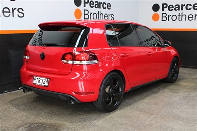 2010 Volkswagen GOLF - Thumbnail